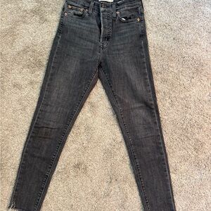 Levi's Charcoal Skinny Jeans